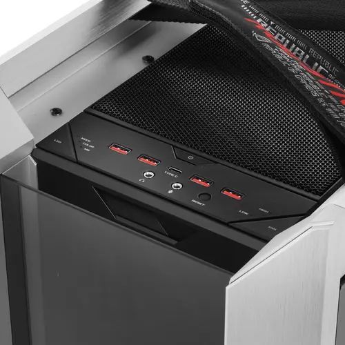 Корпус Asus ROG Strix Helios GX601 White Edition 90DC0023-B39000