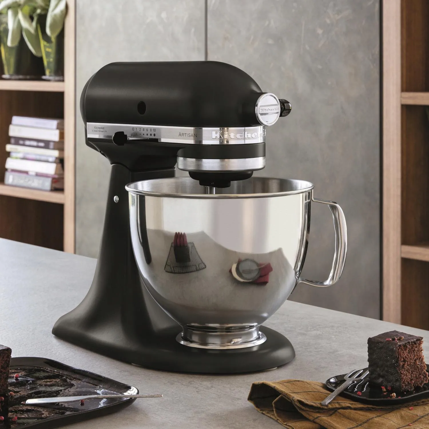 Планетарный миксер KitchenAid Artisan 5KSM125EBM, чёрный матовый