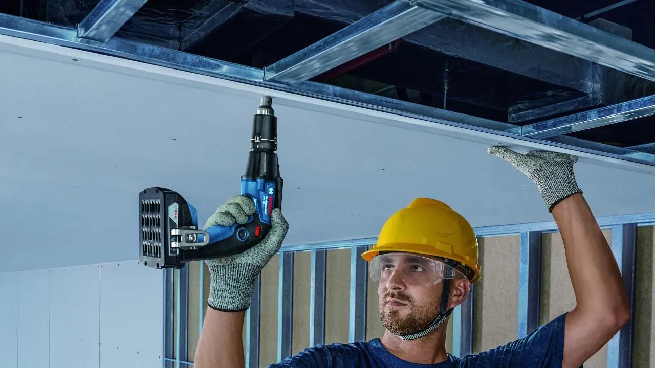Шуруповёрт Bosch GTB 185-LI Professional 06019K7022