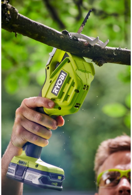 Пила сабельная аккумуляторная RYOBI RY18PSA-0