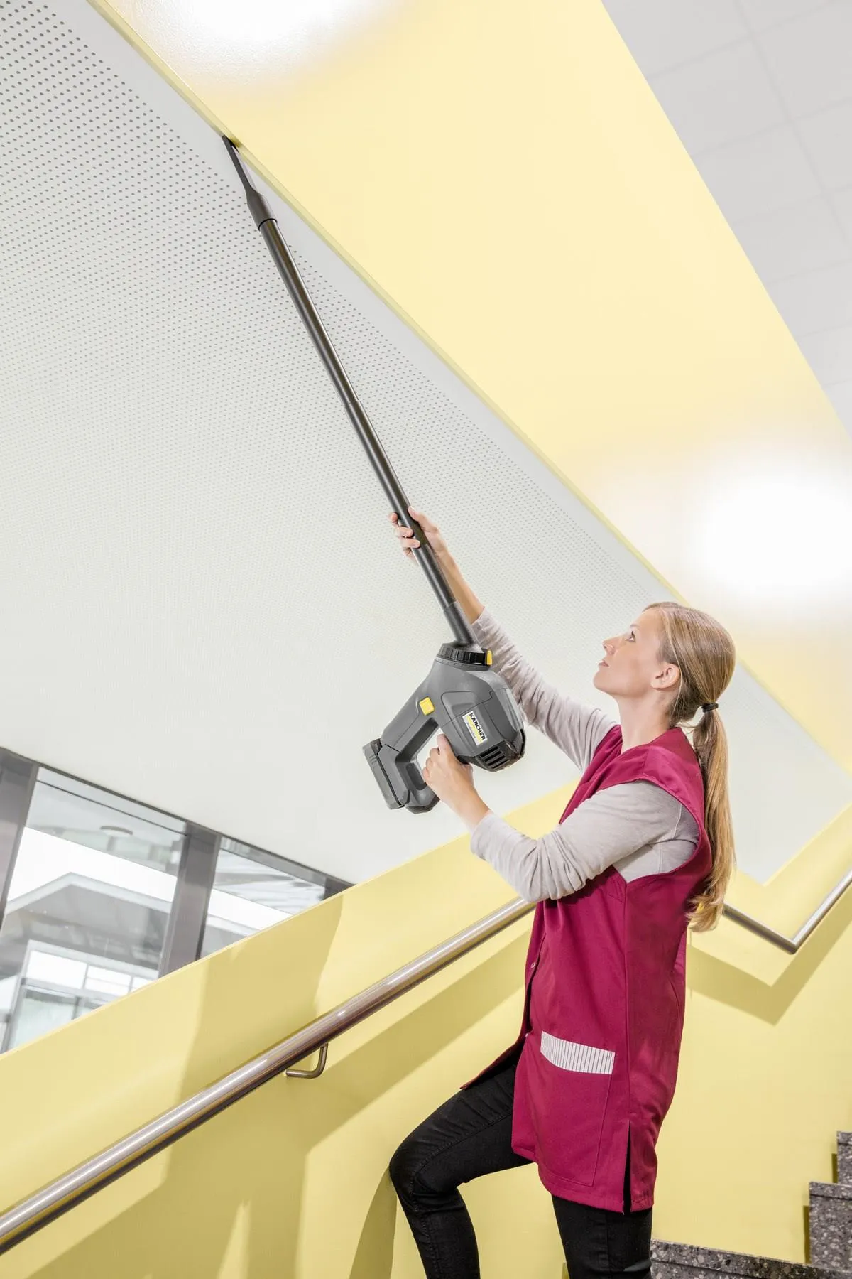 Быстрозарядное устройство Karcher BC 1/2 6.654-361.0