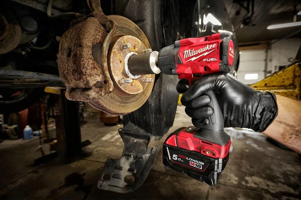 Аккумуляторный ударный гайковерт Milwaukee M18 FMTIW2F38-0X 4933479153