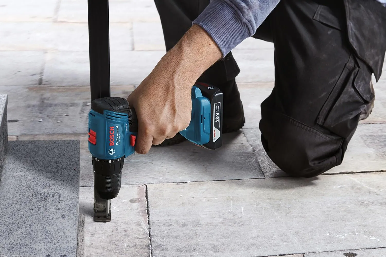 Дрель-шуруповёрт Bosch GSR 185-LI Professional 06019K3003