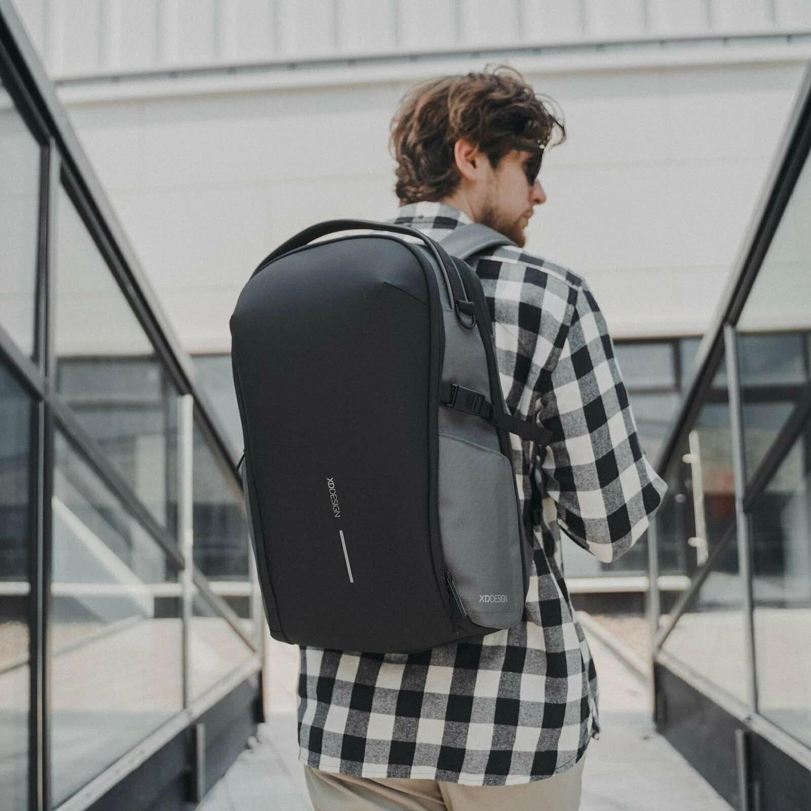 Рюкзак XD Design Bizz Backpack (Серый)