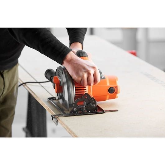 Циркулярная пила Black & Decker CS1550-QS 1500 Вт 190мм