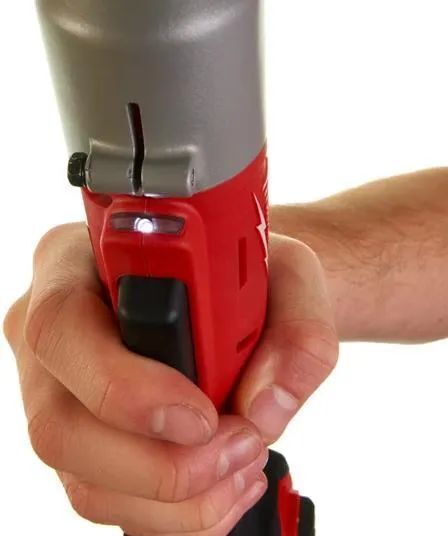 Аккумуляторный угловой импульсный гайковерт Milwaukee M18 BRAIW-0 4933447899