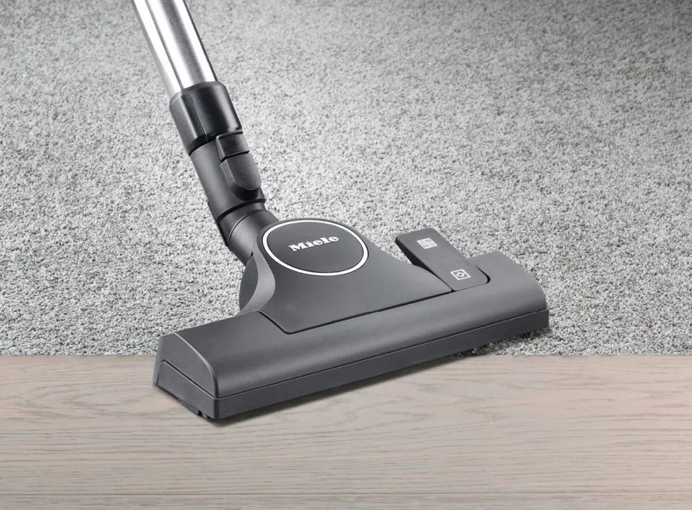 Miele Бытовой пылесос Complete C3 SGDF3, темно-зеленый