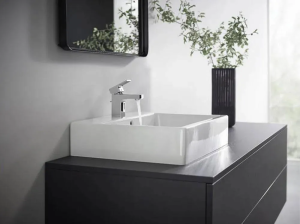 Смеситель для раковины Hansgrohe Vernis Shape 70 с металлическим сливным гарнитуром, хром 71566000