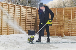Снегоуборщик RYOBI RY18ST25-A0 без АКБ и ЗУ