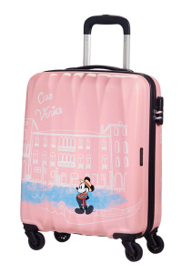 Чемодан American Tourister Disney Legends 65см, разноцветный