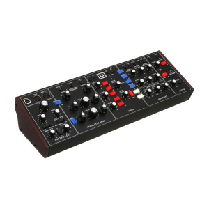 Синтезатор BEHRINGER MODEL D