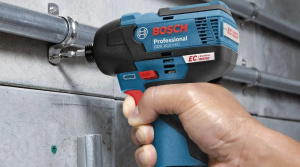 Аккумуляторный ударный гайковерт Bosch GDR 12V-110 Professional (06019E0005)