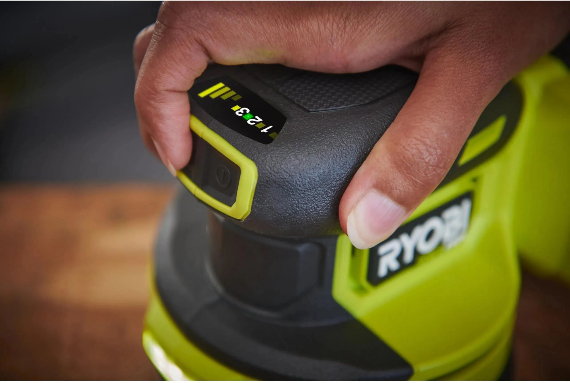 Шлифовальная машина Ryobi High Performance 18V One+ RROS18C0 125 мм, 12 000 об/мин, без АКБ и ЗУ