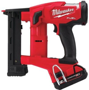 Аккумуляторный степлер Milwaukee M18 FNCS18GS-202X 4933471940 2х2,0 Ач в кейсе HD Box с АКБ и ЗУ