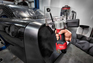 Заклепочник Milwaukee M12 BPRT0 без аккумулятора и ЗУ 4933464404