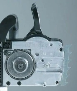 Электрическая цепная пила Makita UC4051A