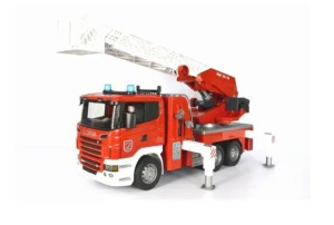 Пожарная машина Scania Super 560R 1:16 со звуком и водяным насосом (56 см) Bruder 03-591