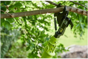 Аккумуляторный сучкорез RYOBI OLP1832BX без АКБ и ЗУ