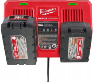 Зарядное устройство Milwaukee M18 DFC 4932472073