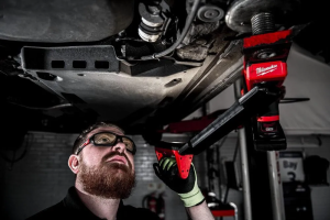 Аккумуляторный фонарь Milwaukee M12 UCL-0 12 В, без АКБ и ЗУ