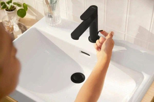 Смеситель для раковины Hansgrohe Rebris S Coolstart 72519670 Матовый черный