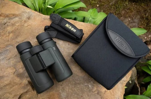 Бинокль Nikon PROSTAFF P3 842