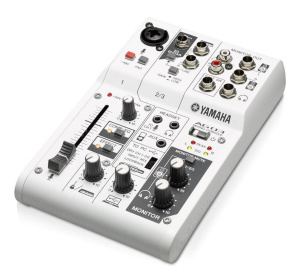 Микшерный пульт Yamaha AG03 MK2 WH