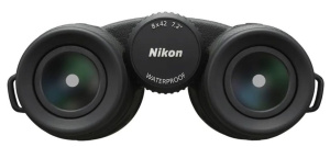 Бинокль Nikon PROSTAFF P7 842