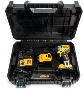 Аккумуляторный шуруповерт DeWALT DCF601D2QW, с АКБ и ЗУ
