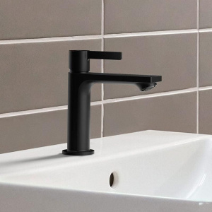 Смеситель для раковины Hansgrohe LivaFine 72504670