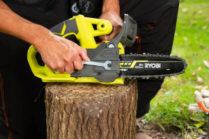 Аккумуляторная цепная пила 20 см RYOBI RY18CS20A-0 без АКБ и ЗУ