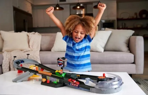 Игровой набор Mattel Disney Pixar Cars Rally Track "Гонка Поршневого Кубка" HPD81