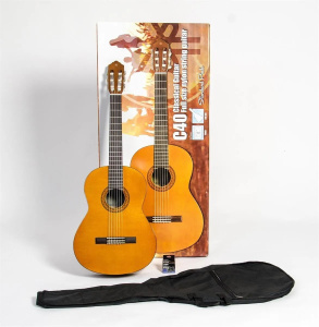 Классическая гитара Yamaha C40II Pack Standard 4 с аксессуарами
