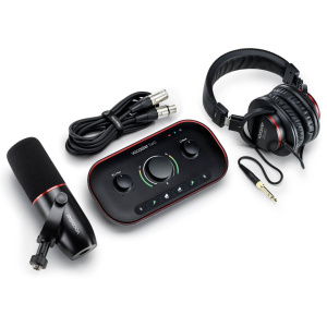 Комплект для звукозаписи Focusrite Vocaster Two Studio Podcast Set 380620