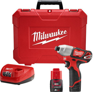 Ударный шуруповёрт Milwaukee M12 BID-202C с 2х2.0 Ah, ЗУ и кейсом 4933441960