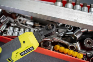 Трещотка RYOBI R18RW20