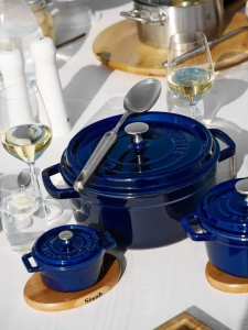 Чугунная жаровня Staub 4,6 л, Ø 26 см, синяя 40510-284-0