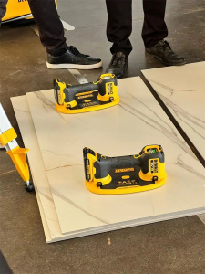 Аккумуляторный вакуумный подъемник DeWALT DCE590N, без АКБ и ЗУ