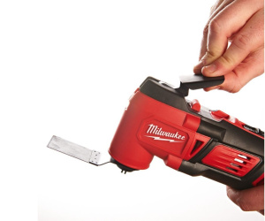 Реноватор Milwaukee M18 BMT-0 без акб и ЗУ 4933446203