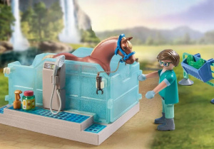 Игровой набор Playmobil 71352 Гиппотерапия и клиника для животных