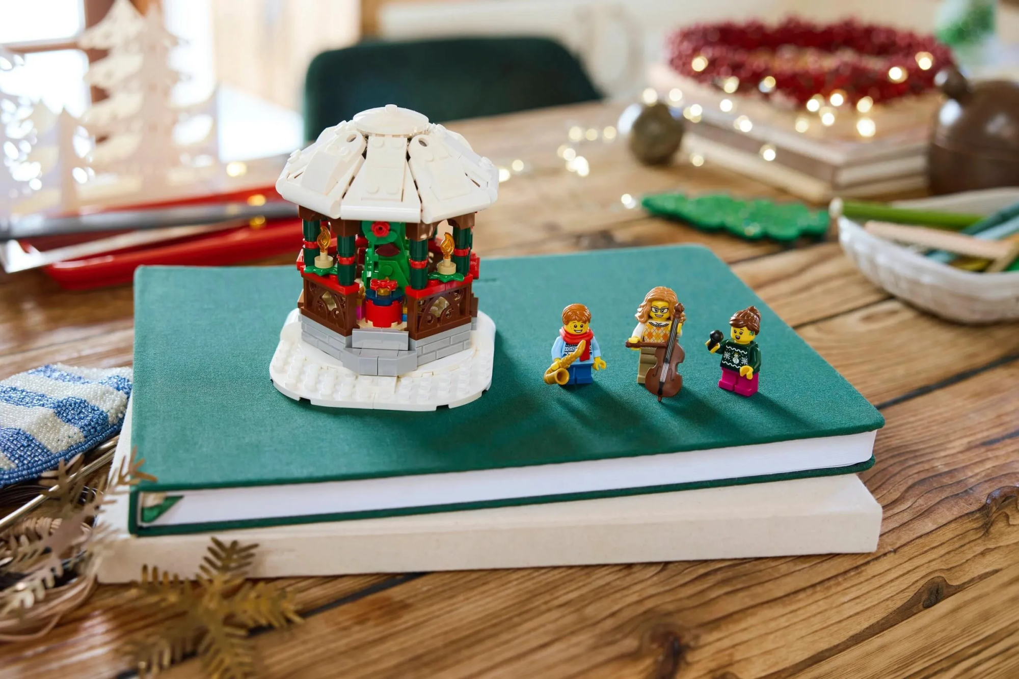 Конструктор LEGO 40778 Зимняя беседка