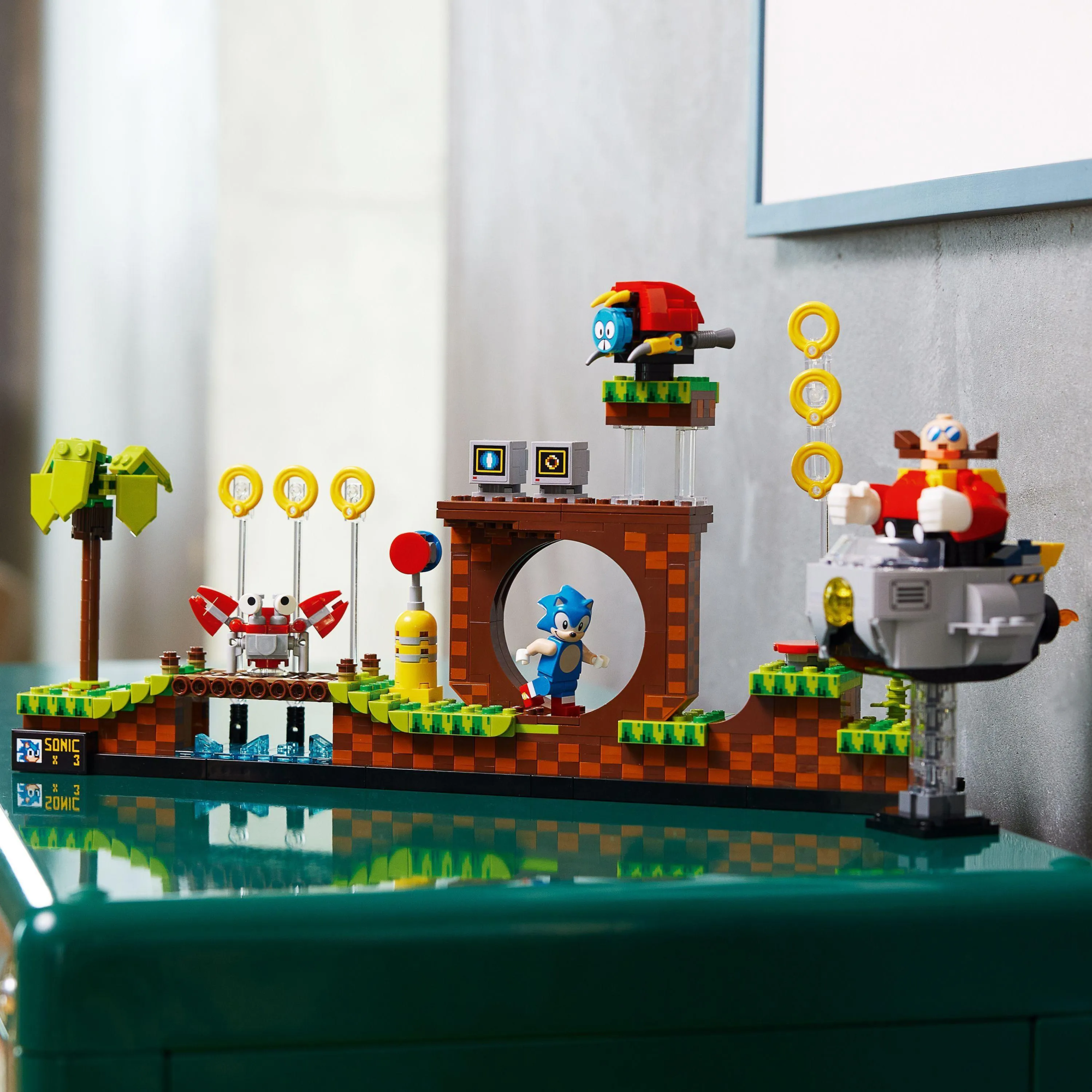 Конструктор LEGO Ideas 21331 Sonic the Hedgehog — Зона Зелёного Холма