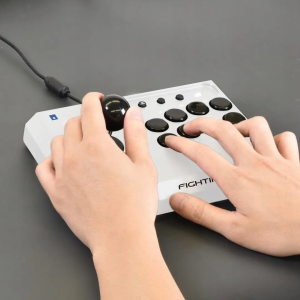 Аркадный стик Hori Fighting Stick Mini