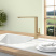 Смеситель для кухни Villeroy & Boch Finera матовое золото 92700003