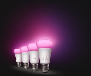 Комплект из 4 умных ламп Philips Hue White and Color E27 A60 800Лм 929002489604