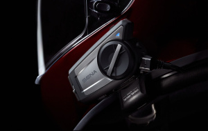 Мотогарнитура SENA 50C с 4К камерой