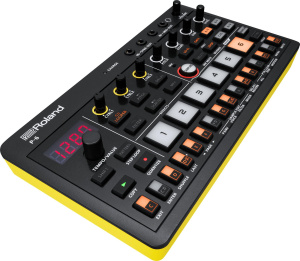 Сэмплер Roland AIRA Compact P-6 Creative Sampler