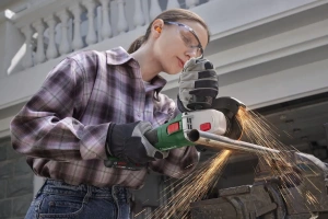 Аккумуляторная угловая шлифовальная машина Bosch PWS 18V-70 06033E6001