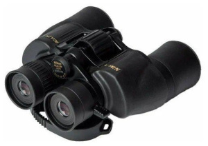 Бинокль Nikon Aculon A211 8-18x42 черный
