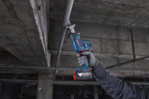 Сабельная пила Bosch GSA 18V-24 Professional 06016A5101